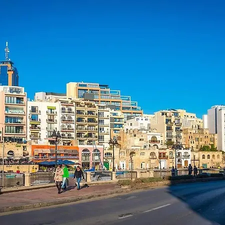 A Lovely Duplex Maisonette Just Of Spinola W/wifi By 360 Estates *