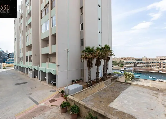 A Lovely Duplex Maisonette Just Of Spinola W/wifi By 360 Estates St. Julian's